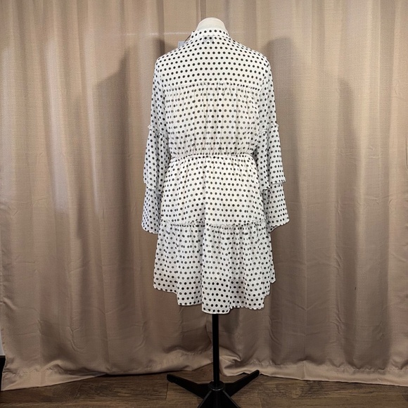 SNDYS | Connie Polka Dot Dress with Tie Neck | L - Picture 7 of 12